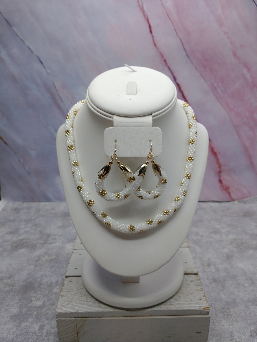 New Hand Crafted Spiral Bead Crochet Necklace Set, Crocheted Rope